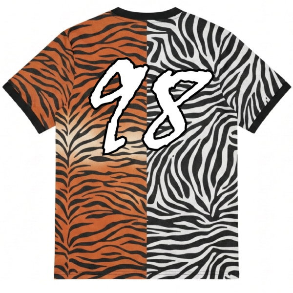 เสื้อฟุตบอลสั่งทำลายเสือและลายม้าลาย ด้านหลัง พร้อมหมายเลขทีม พิมพ์ซับลิเมชั่น Sport Mighty