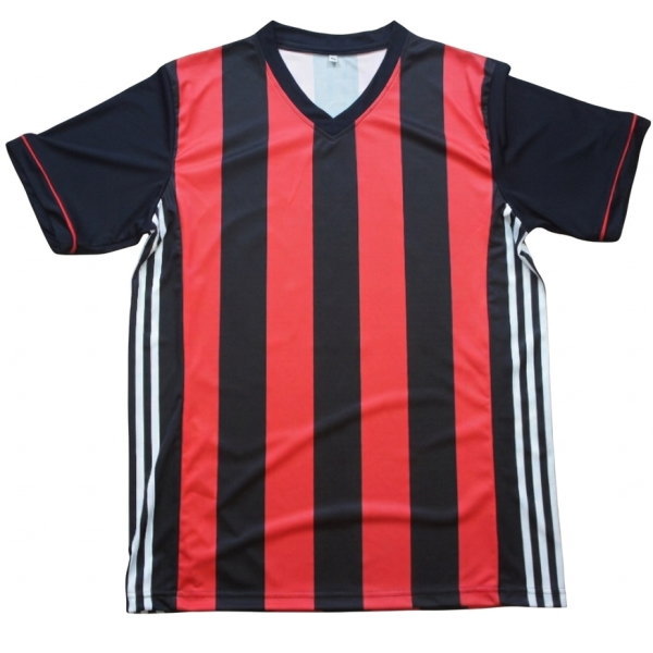 เสื้อฟุตบอลสั่งทำลายแดงดำสไตล์ยุโรป ผลิตด้วยการพิมพ์ซับลิเมชั่นโดย Sport Mighty Bangkok