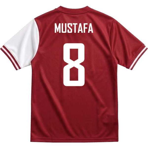 ด้านหลังเสื้อบอลสกรีนชื่อและเบอร์สีขาวบนพื้นแดง ผลิตด้วยระบบซับลิเมชั่นคุณภาพสูง