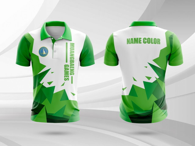 เสื้อโปโลสีเขียว-ขาว ลายกราฟิกสามเหลี่ยมทันสมัย งาน Muangbaeng Games