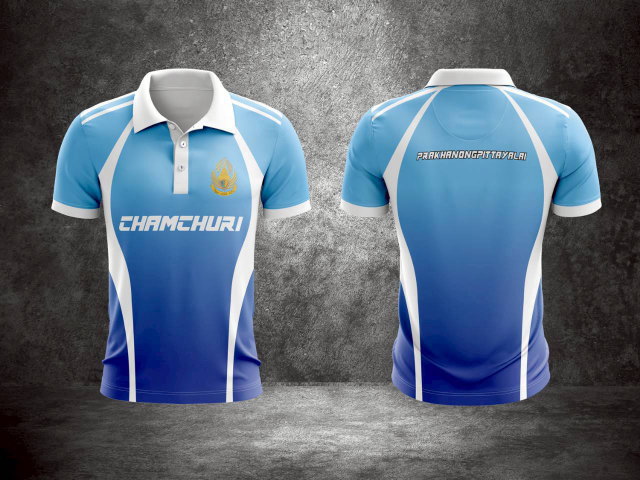 เสื้อโปโลสีน้ำเงินตัดขาว ดีไซน์สปอร์ต พิมพ์ลาย CHAMCHURI และ PRAKHANONGPITTAYALAI
