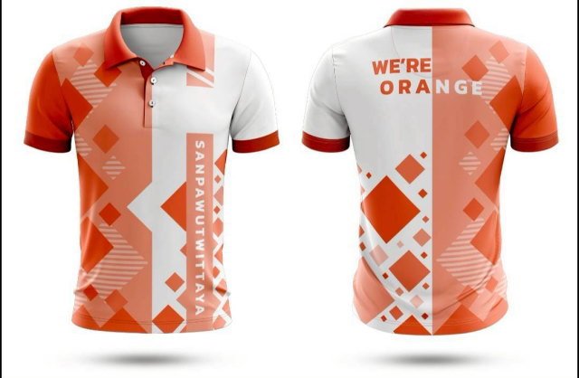เสื้อโปโลพิมพ์ลายสีส้มขาว ลายเรขาคณิต WE'RE ORANGE สำหรับงานกีฬาสี โรงเรียนสรรพาวุธวิทยา
