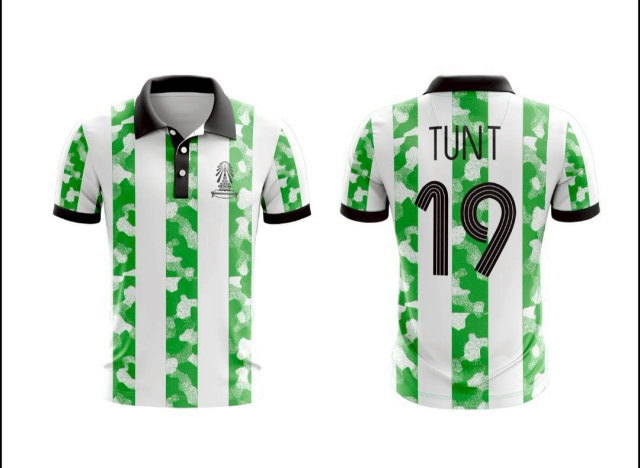 เสื้อโปโลพิมพ์ลายแถบทางตรงสีขาวเขียว ลายพรางทหาร สำหรับงานกีฬาสี